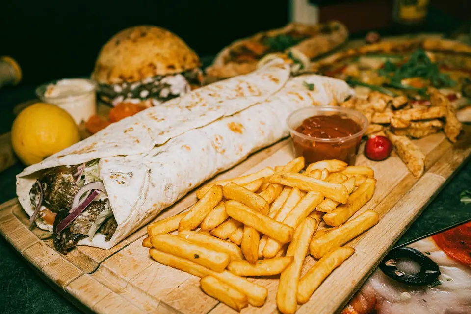 Doner, Fries and Pide behind